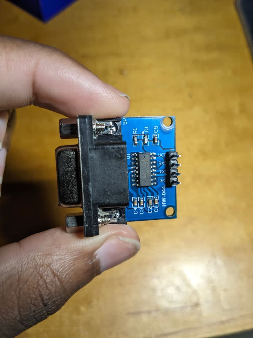 The UART-to-RS232 converter